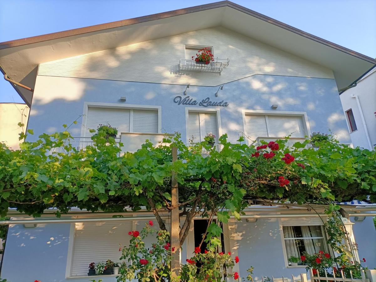 Villa Lauda B&B Rimini Exterior photo