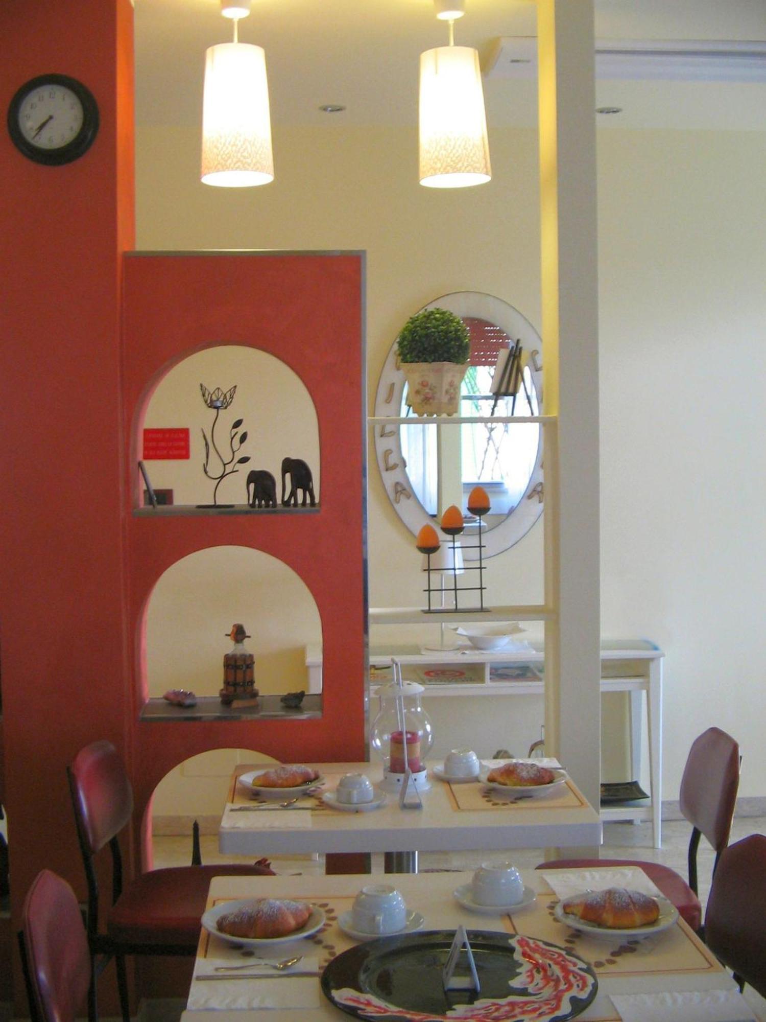 Villa Lauda B&B Rimini Exterior photo