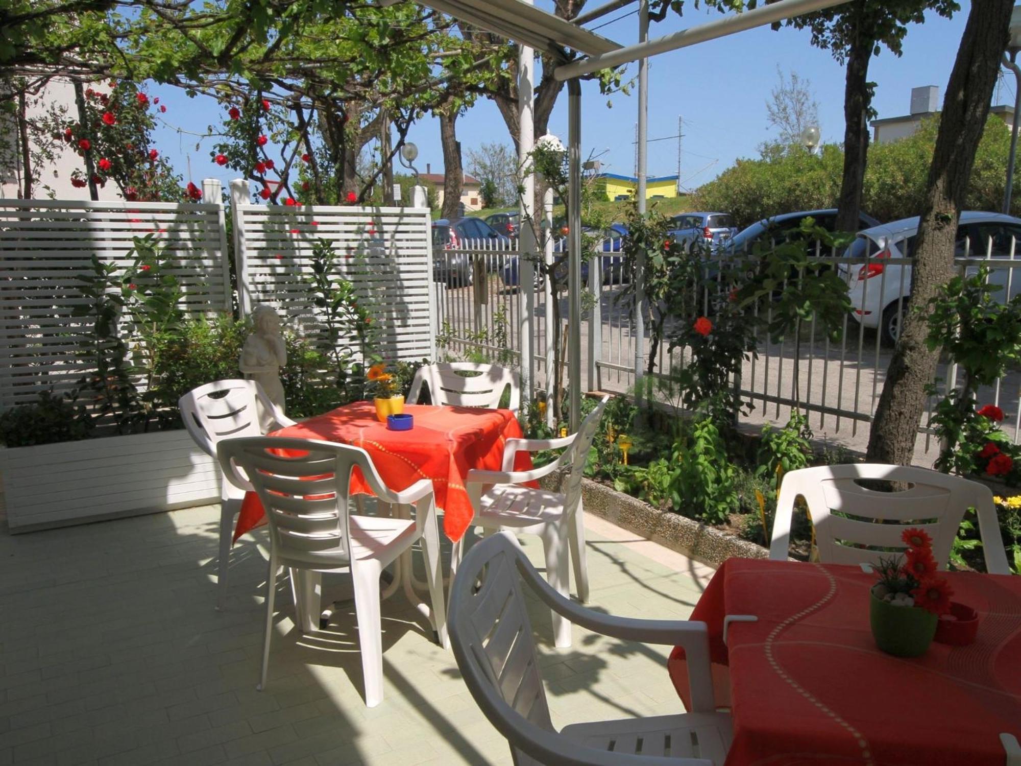 Villa Lauda B&B Rimini Exterior photo